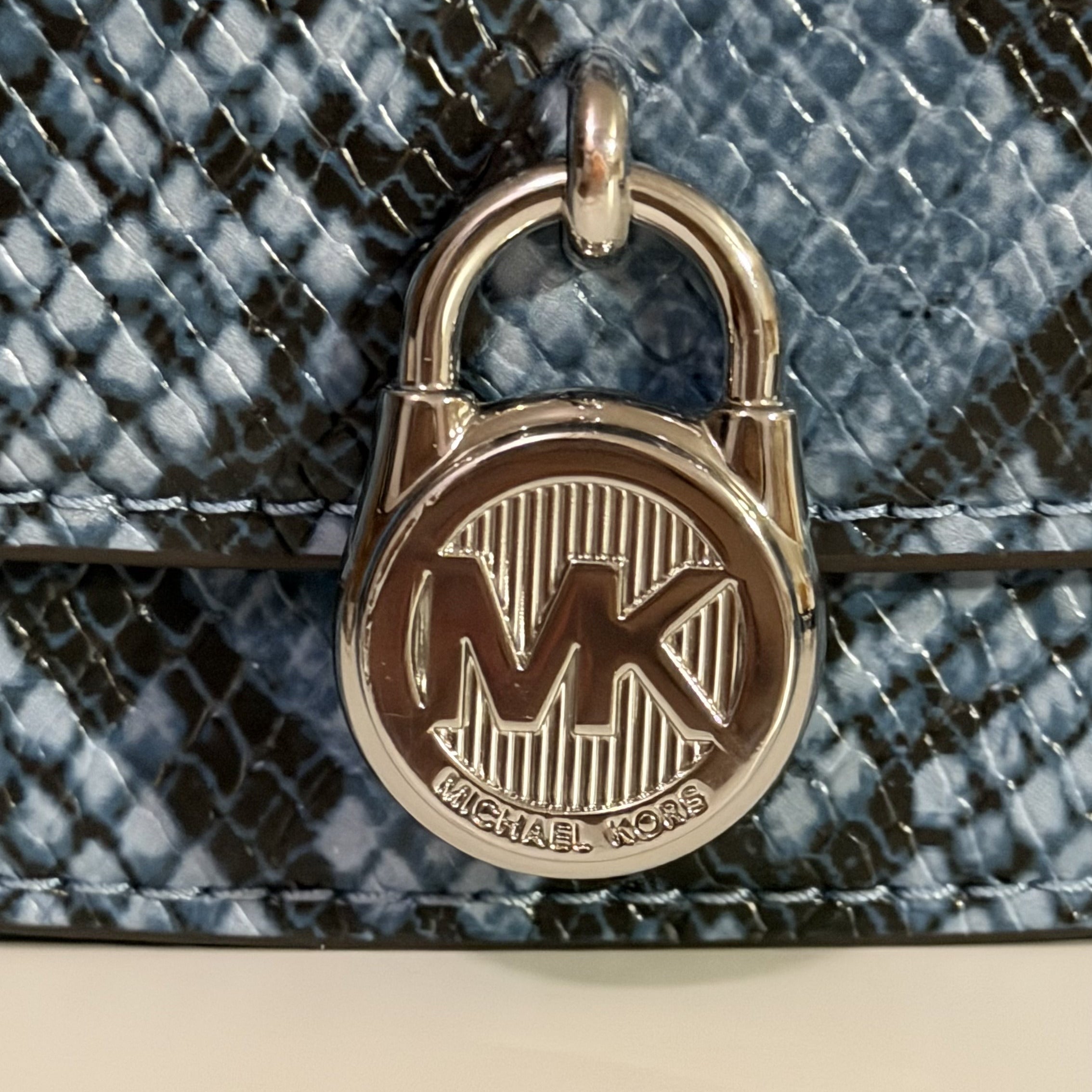 Sac épaule MICHAEL KORS à motif serpent